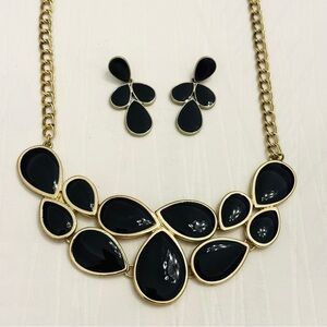 Premier Designs Black Cabochon Statement Necklace & Chandelier Earrings